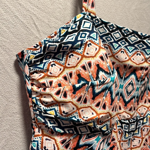 Swim by Cacique (Lane Bryant) Aztec Print Handkerchief Tankini Swim Top Size 24 - Picture 5 of 13